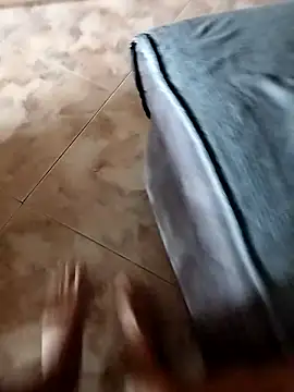 Snapshot of jonymoreno chatting on 10/27/25, 11:03 jonymoreno online show from 10/27/25, 11:03