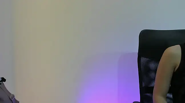 LilibetAndStrong online show from 03/21/25, 07:57