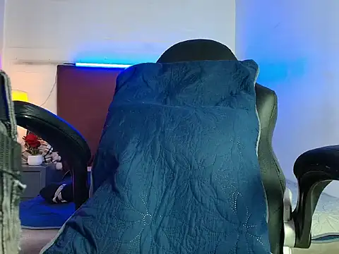 Nikkenyx online show from 02/07/26, 03:43