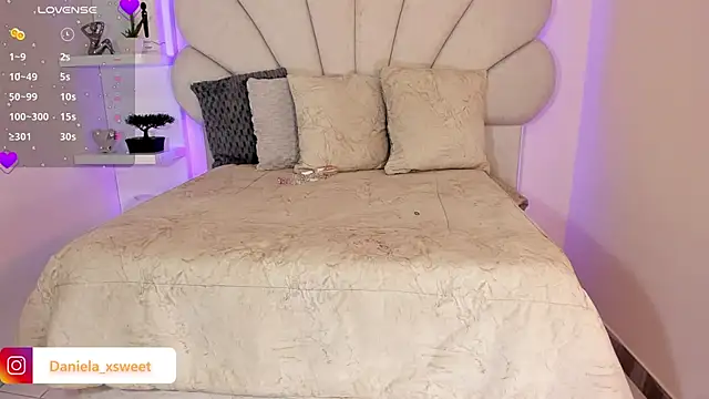 Danielaangelina online show from 10/06/25, 05:38