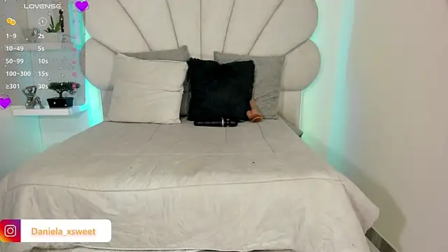 Danielaangelina online show from 02/07/26, 05:44