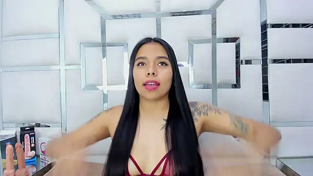 Snapshot of ZoeWan69 chatting on 02/26/25, 06:43 ZoeWan69 online show from 02/26/25, 06:43