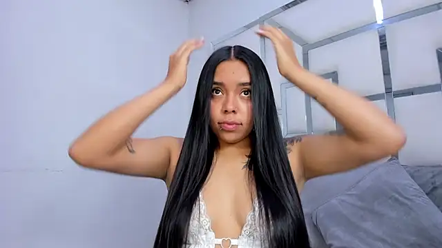 Snapshot of ZoeWan69 chatting on 11/24/25, 11:54 ZoeWan69 online show from 11/24/25, 11:54