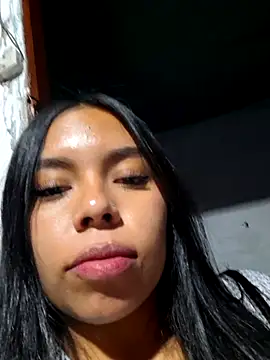 ZoeWan69 online show from 06/28/26, 01:00