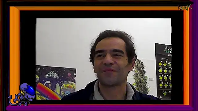 Snapshot of ReyDeBotones chatting on 03/17/25, 01:03 ReyDeBotones online show from 03/17/25, 01:03