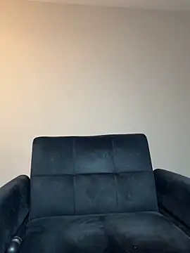 Snapshot of IndigoMystique chatting on 11/20/25, 05:18 IndigoMystique online show from 11/20/25, 05:18