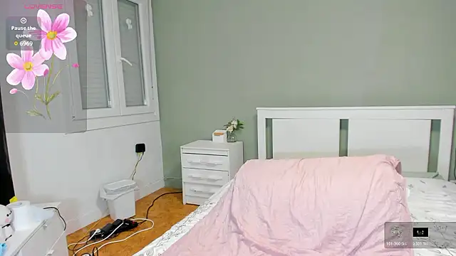 Izadi 7 online show from 03/08/26, 01:14