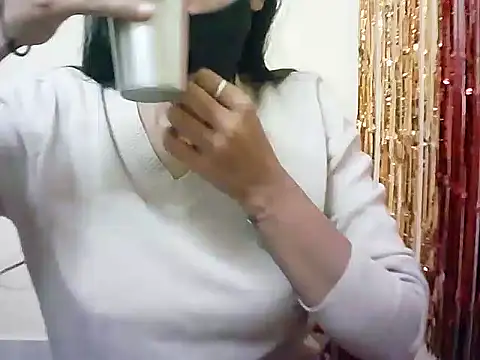 Rubi-Ji online show from 02/10/25, 02:48