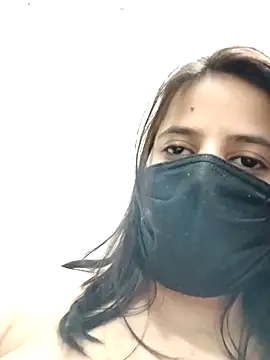 Snapshot of EZ_shuvani chatting on 03/05/25, 01:17 EZ shuvani online show from 03/05/25, 01:17