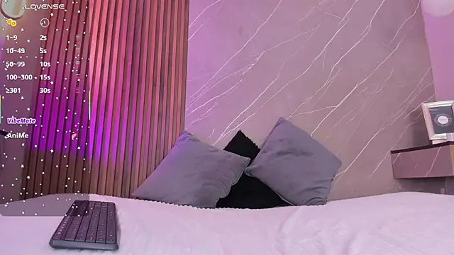 ariana jhonson1 online show from 11/05/25, 12:49