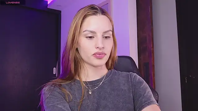 Snapshot of yourdream_6 chatting on 11/07/25, 11:05 yourdream 6 online show from 11/07/25, 11:05