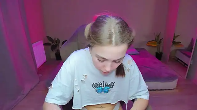 YourMegan online show from 02/28/25, 01:47