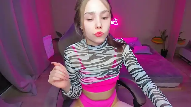 YourMegan online show from 03/01/25, 02:48