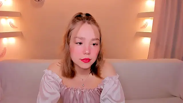 YourMegan online show from 12/04/25, 07:33