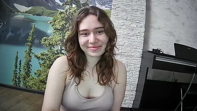 girliemilk online show from 02/10/26, 07:45