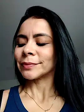 Snapshot of hema_gold chatting on 10/30/25, 03:02 hema gold online show from 10/30/25, 03:02