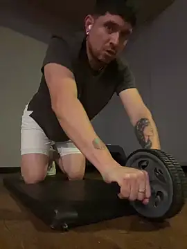 Snapshot of ILoveNYStyle chatting on 03/13/25, 05:28 ILoveNYStyle online show from 03/13/25, 05:28