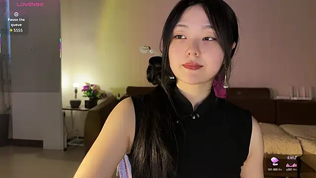 nanaliu6 online show from 10/06/25, 10:45