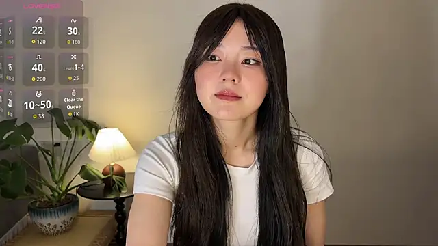 nanaliu6 online show from 04/10/26, 02:06