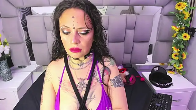 Fenix Lilith online show from 11/14/25, 09:02