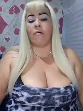 BonniAdams online show from 11/30/25, 12:47