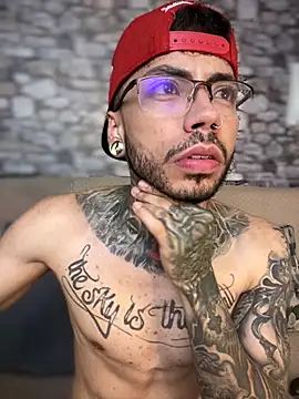 Snapshot of Walker_Thomas1 chatting on 03/07/25, 11:16 Walker Thomas1 online show from 03/07/25, 11:16