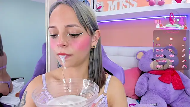 Snapshot of miss__lizeth chatting on 03/03/25, 09:05 miss lizeth online show from 03/03/25, 09:05