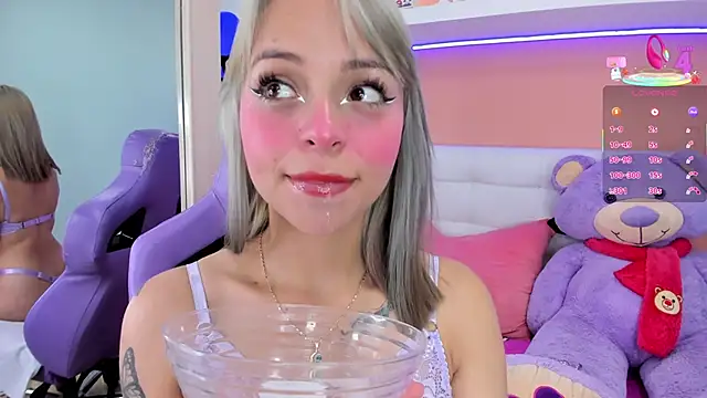 Snapshot of miss__lizeth chatting on 03/10/25, 06:12 miss lizeth online show from 03/10/25, 06:12