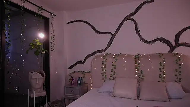 soidai miiu online show from 10/07/25, 10:18