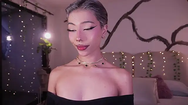 soidai miiu online show from 10/24/25, 10:06