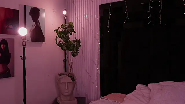 soidai miiu online show from 04/13/26, 10:48