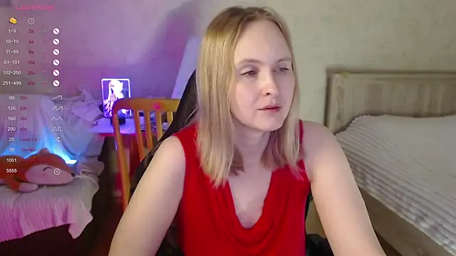 Snapshot of Agatha_Mott chatting on 11/14/25, 03:05 Agatha Mott online show from 11/14/25, 03:05