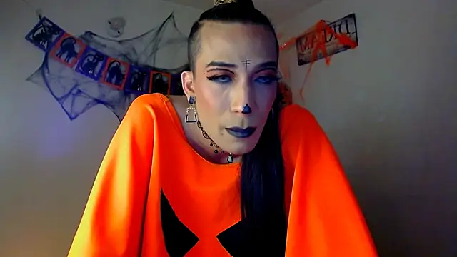 NovaNyx11 online show from 10/31/25, 10:44