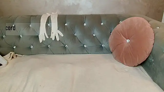 xoCaroxQueenxo online show from 03/19/25, 10:53