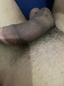 danielpg25 online show from 02/16/25, 02:43