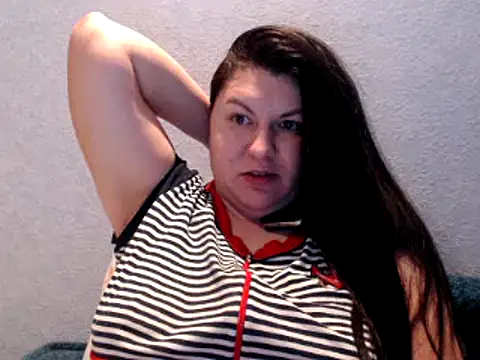 KiraSwee online show from 12/11/24, 06:42