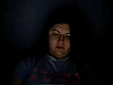 KiraSwee online show from 12/12/24, 10:20