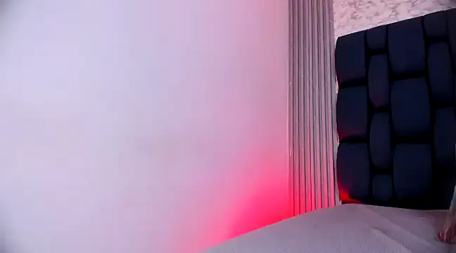 Ashlyaurora online show from 02/28/25, 03:48