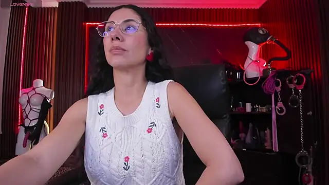 Snapshot of XiaQueen chatting on 11/29/25, 08:34 XiaQueen online show from 11/29/25, 08:34