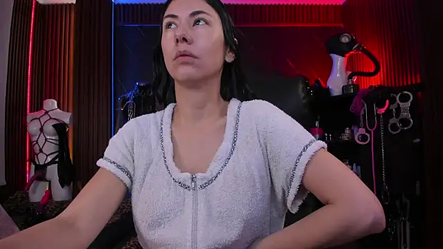 Snapshot of XiaQueen chatting on 02/03/26, 11:59 XiaQueen online show from 02/03/26, 11:59