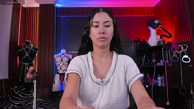 Snapshot of XiaQueen chatting on 03/04/26, 11:27 XiaQueen online show from 03/04/26, 11:27