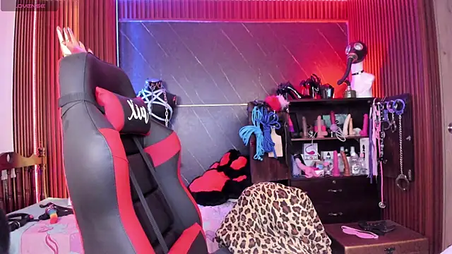 Snapshot of XiaQueen chatting on 07/07/26, 12:09 XiaQueen online show from 07/07/26, 12:09
