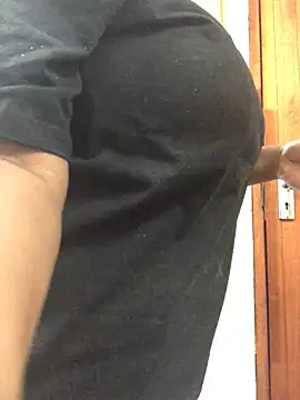 servingBigTitis online show from 02/04/25, 06:36