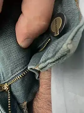 Snapshot of sark0606 chatting on 02/28/25, 09:47 sark0606 online show from 02/28/25, 09:47