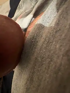 Snapshot of sark0606 chatting on 03/02/26, 05:42 sark0606 online show from 03/02/26, 05:42