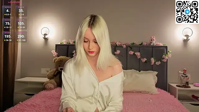 Anadeyaaa online show from 06/02/26, 10:56