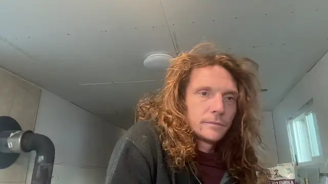 Snapshot of redone8in chatting on 02/11/25, 05:07 redone8in online show from 02/11/25, 05:07