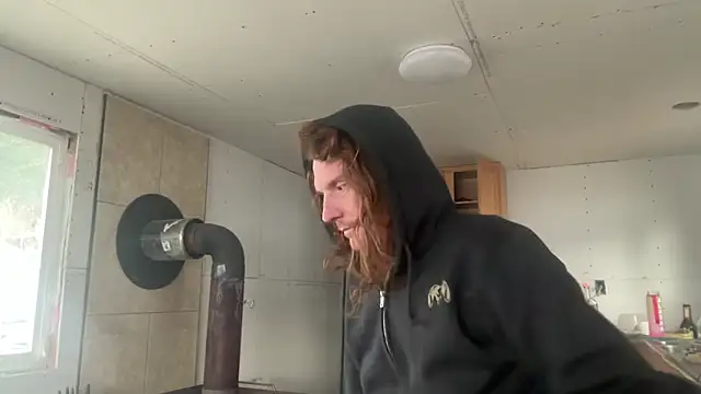 Snapshot of redone8in chatting on 02/16/25, 06:32 redone8in online show from 02/16/25, 06:32