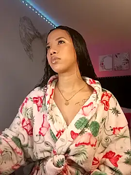 SallyWhitee online show from 04/01/26, 04:24