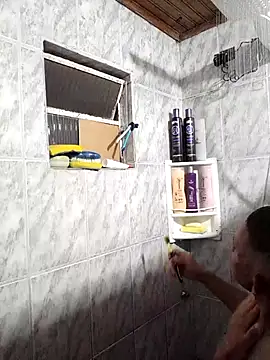 Snapshot of Mineirinho043 chatting on 02/18/25, 12:15 Mineirinho043 online show from 02/18/25, 12:15